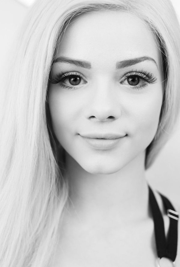 Вика, 26
